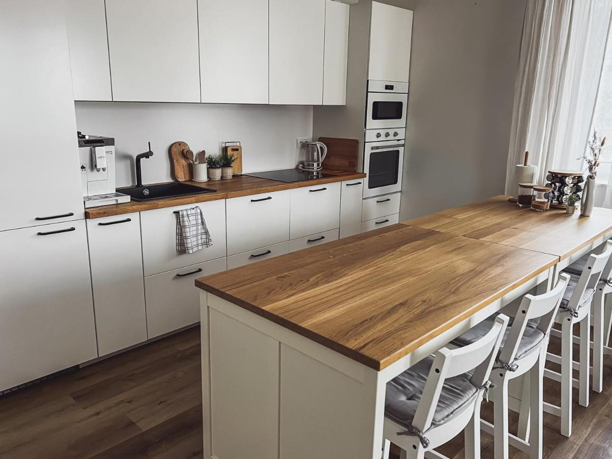 Zahrazany Apartment *