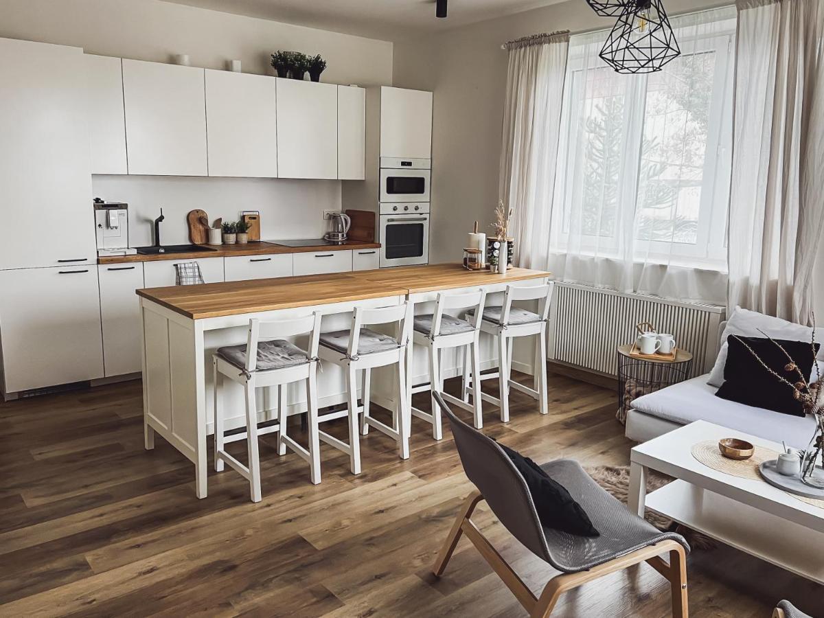 Zahražany Apartmán Most