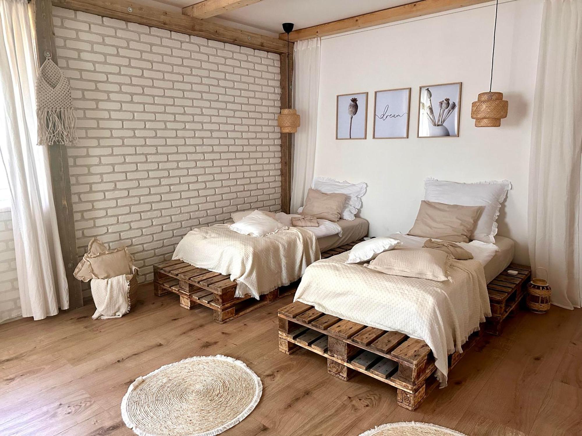 Apartment Zahrazany