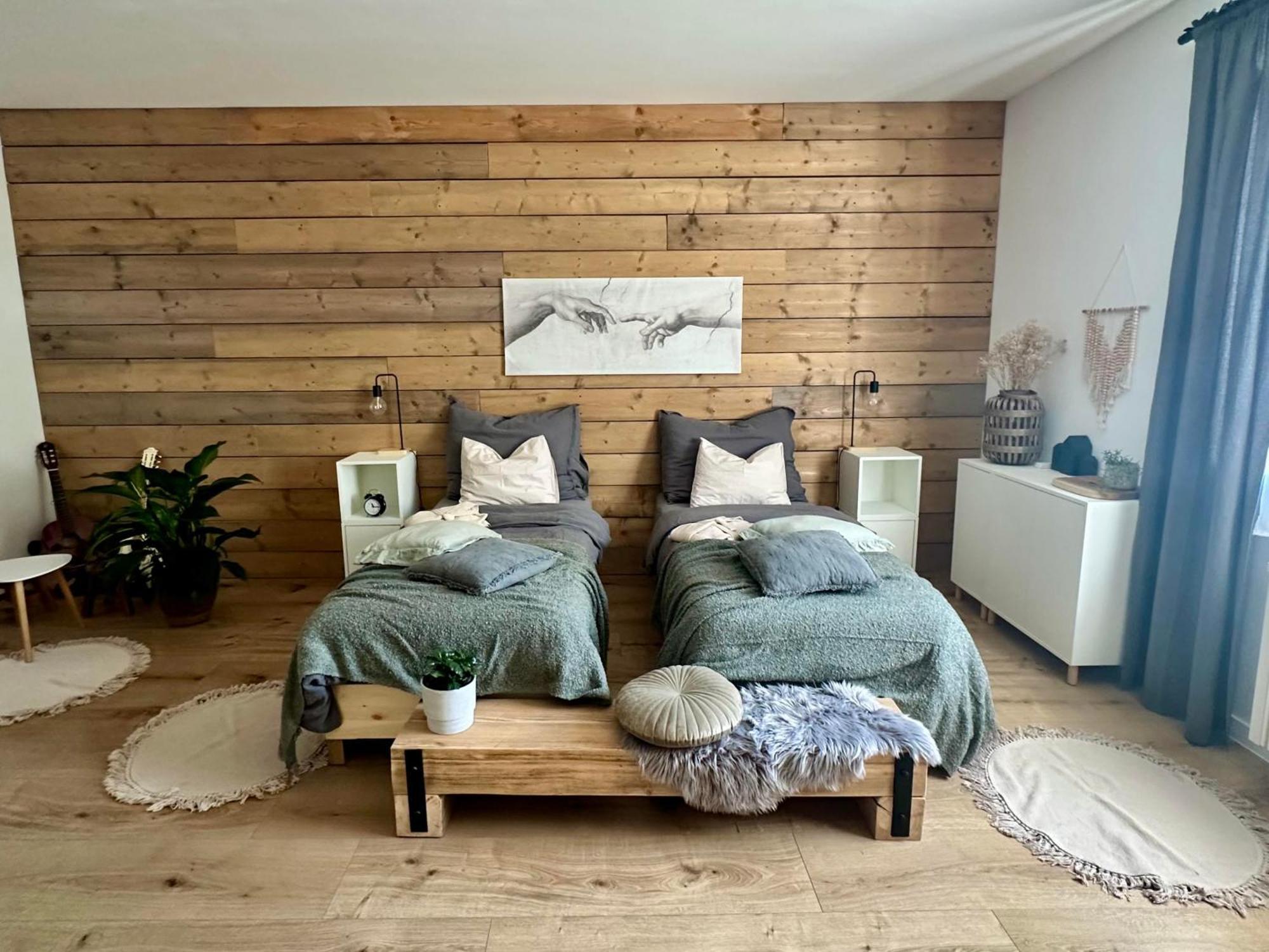 Zahrazany Apartment