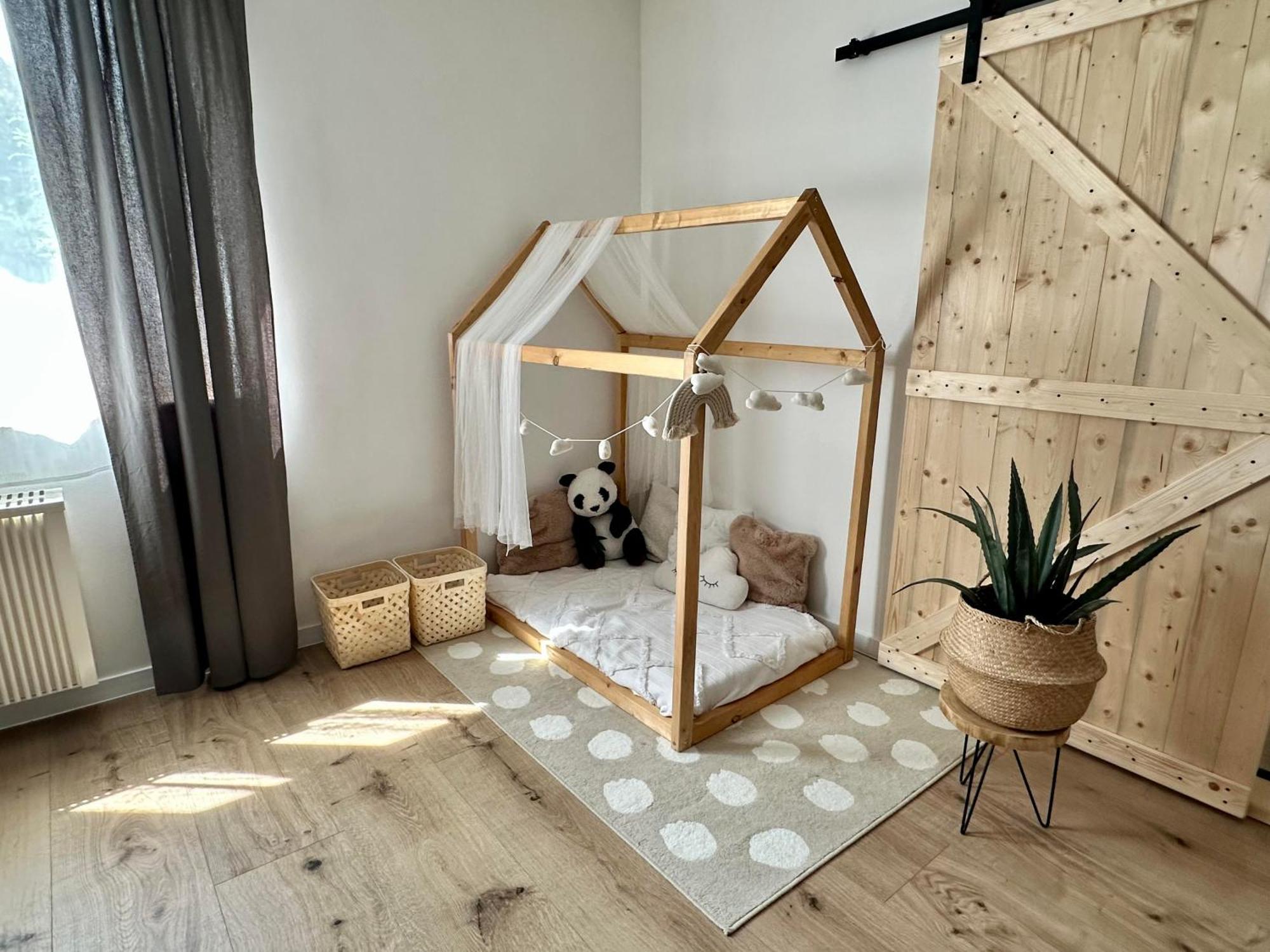 Zahrazany Apartment *
